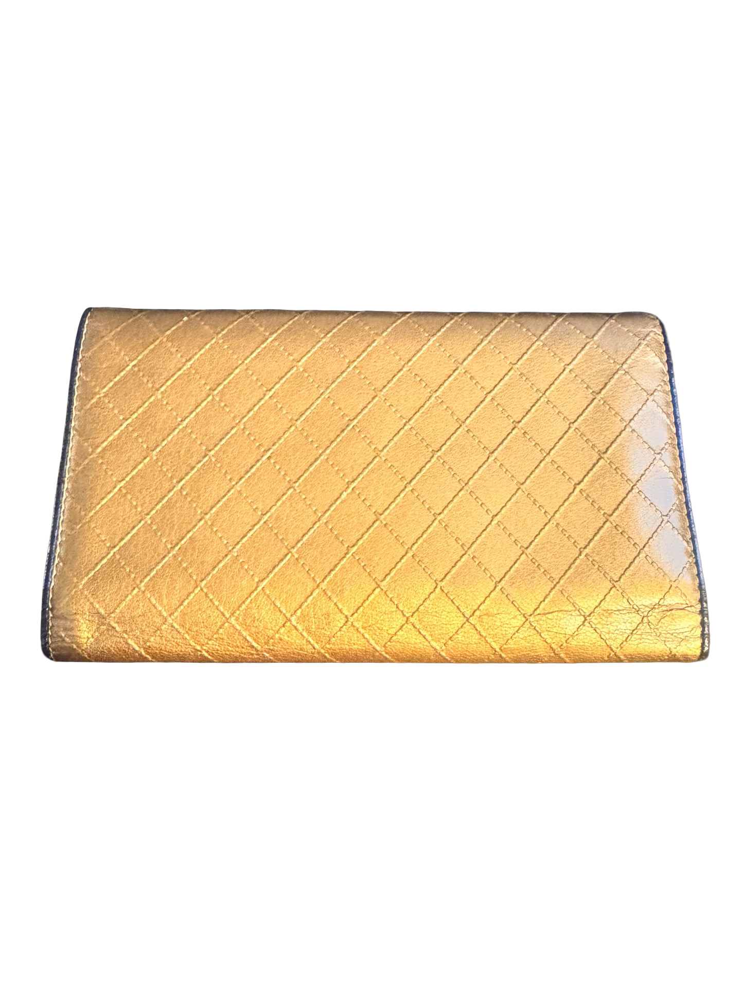 Preloved Chanel Metallic Gold Diamond Quilted Leather Wallet – Bicolor Elegance