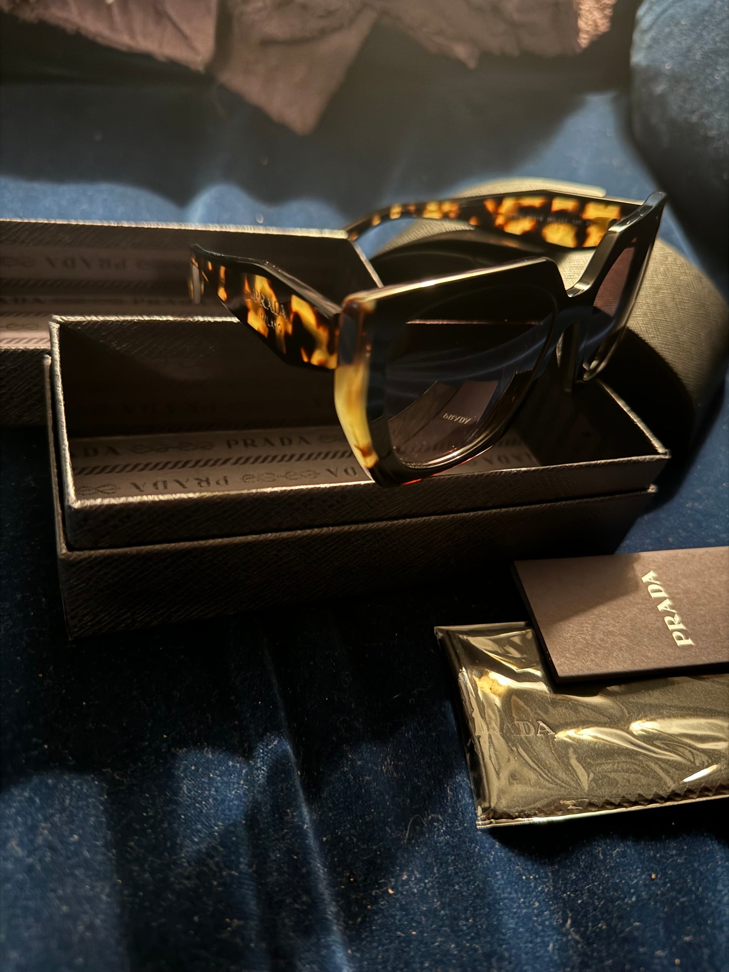 PRADA MONOCHROME PR 15WS Sunglasses NEW w/ Box