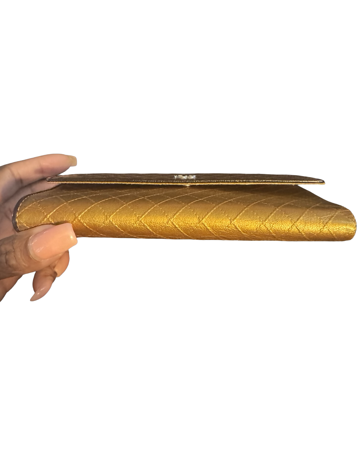Preloved Chanel Metallic Gold Diamond Quilted Leather Wallet – Bicolor Elegance