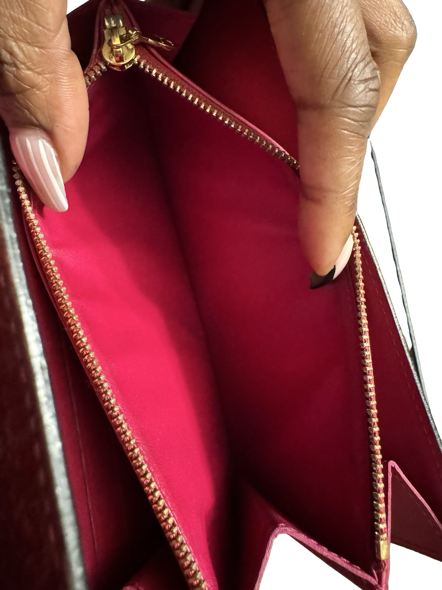 Louis Vuitton Monogram Vernis Sarah Wallet - Preloved