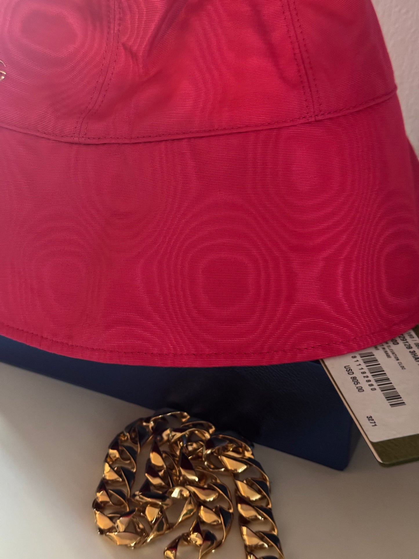 Gucci Bucket Hat w gold chain  NWT