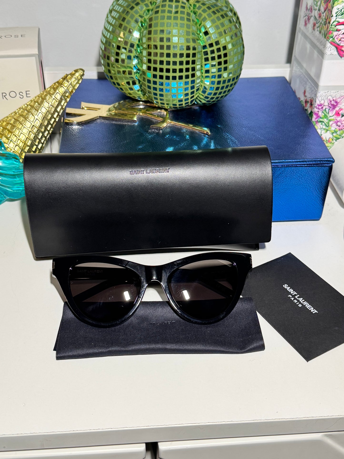 Saint Laurent SL 425 Cat-Eye Sunglasses - Shiny Black