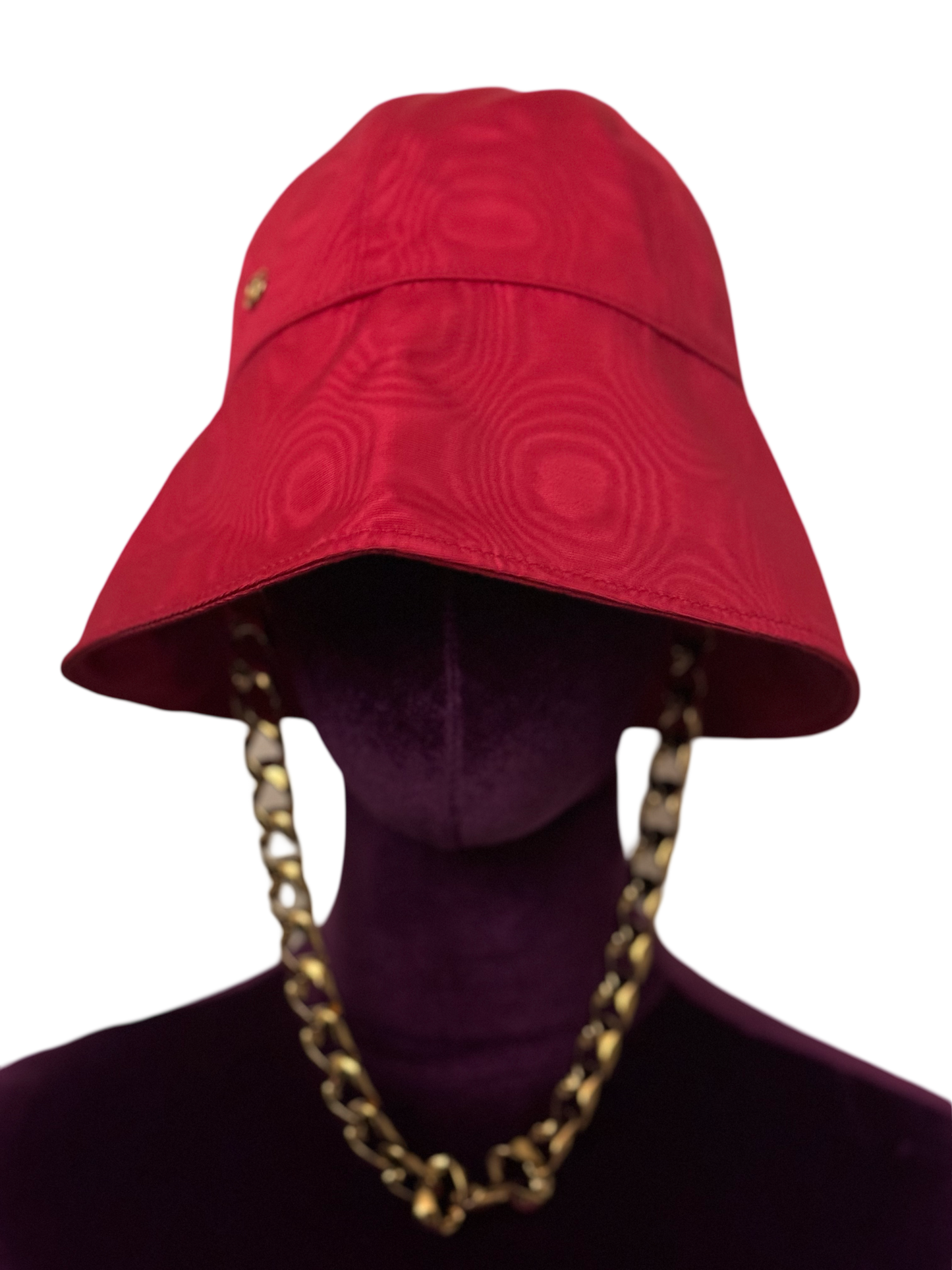 Gucci Bucket Hat w gold chain  NWT