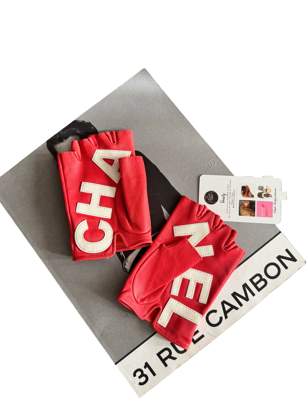 Chanel S/S 2019 "By The Sea" Lambskin Split-Logo Gloves